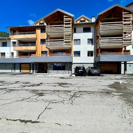 Homency - Fermes De L'alpe D102 *